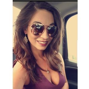 Meet your Posher, Noelle